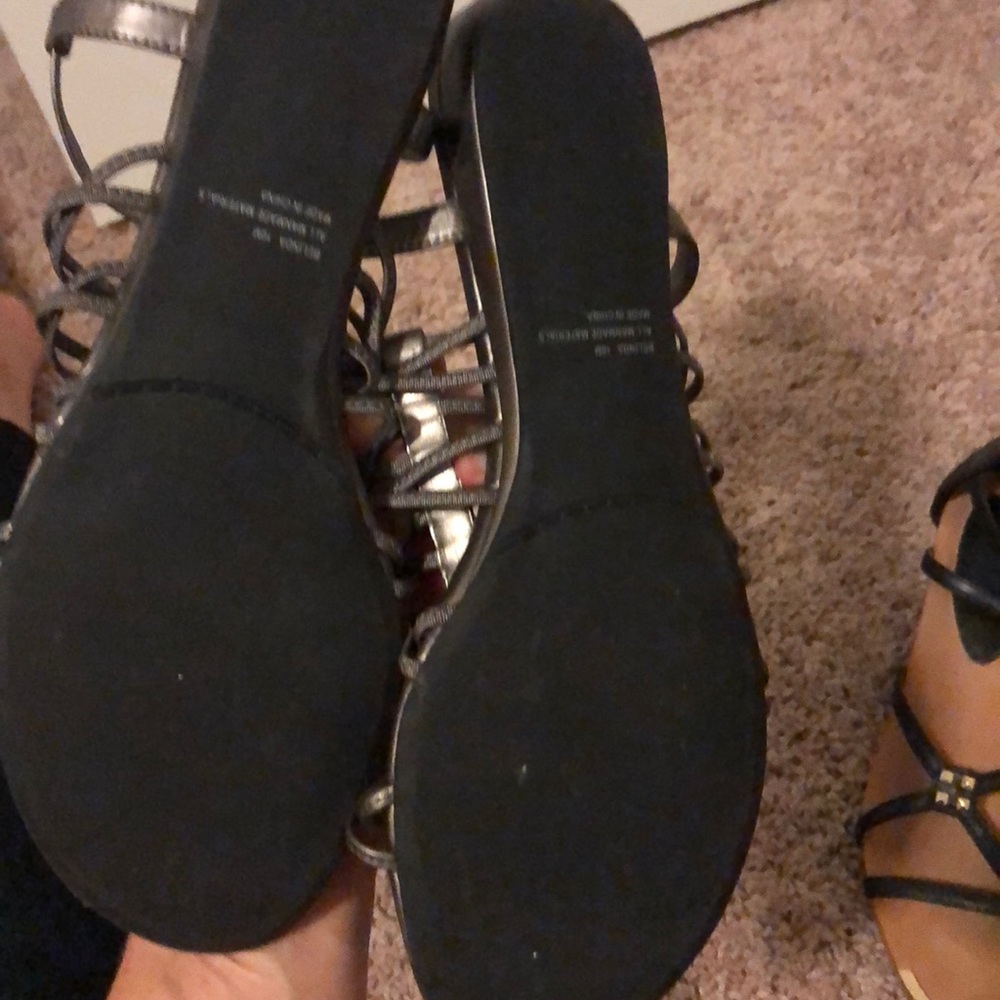Like New! Sandals bundle! - Picture 3 of 5